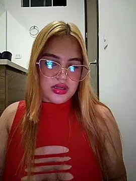 Violettasexy  online show from May 2, 2026, 3:44 am