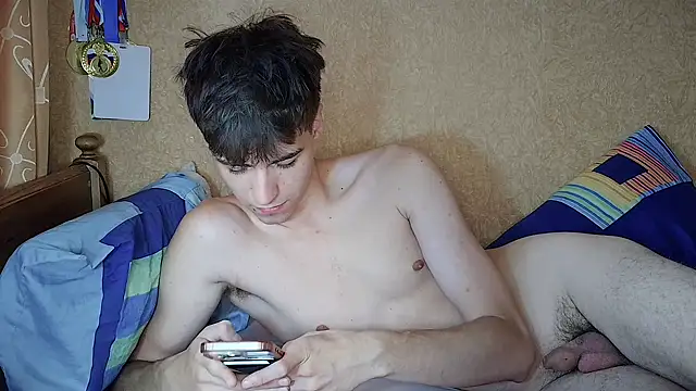 Snapshot of Dima-Cute chatting on July 4, 2026, 1:39 pm Dima-Cute online show from July 4, 2026, 1:39 pm