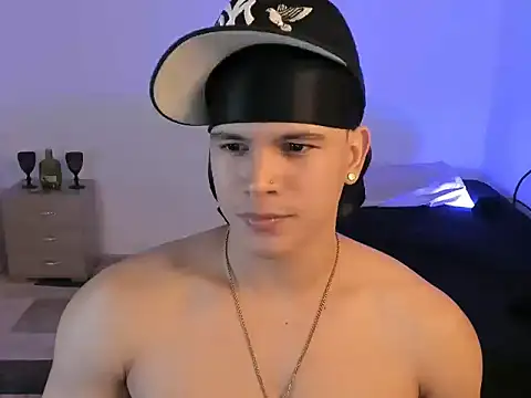 Snapshot of sant_wahlberg chatting on June 22, 2026, 11:57 pm sant wahlberg online show from June 22, 2026, 11:57 pm