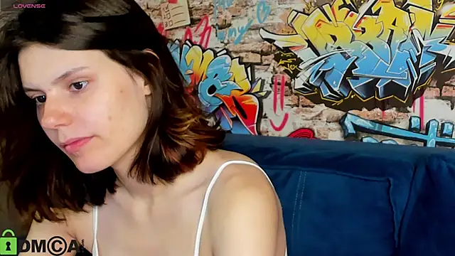 Kira Be11 online show from June 25, 2026, 1:16 am