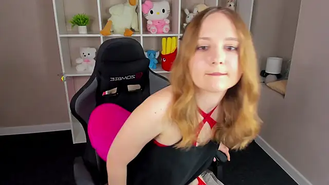 Emmaa Kimm online show from May 15, 2026, 11:12 pm