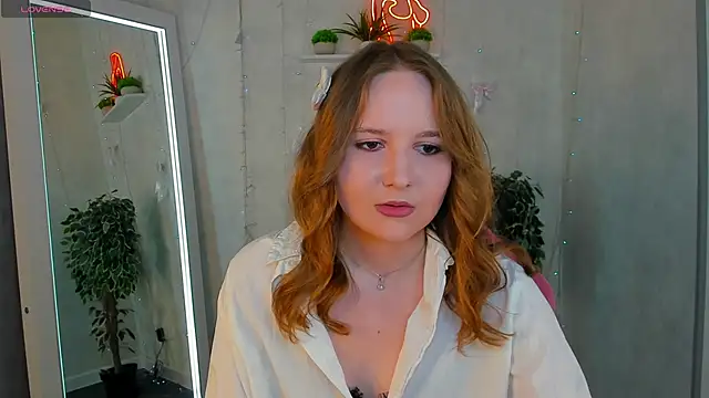 Emmaa Kimm online show from June 11, 2026, 1:05 am