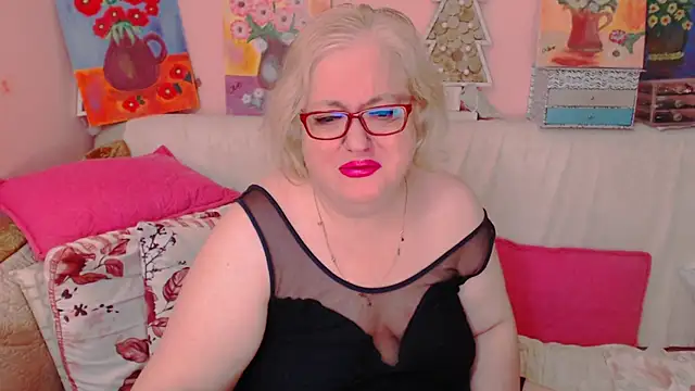 Snapshot of Maturelove_xxx chatting on July 10, 2026, 7:05 pm Maturelove xxx online show from July 10, 2026, 7:05 pm
