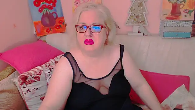 Snapshot of Maturelove_xxx chatting on July 17, 2026, 7:19 pm Maturelove xxx online show from July 17, 2026, 7:19 pm