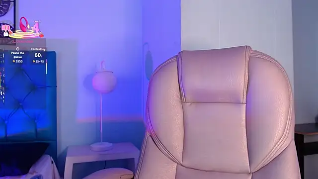 Lilyred  online show from June 5, 2026, 3:24 am