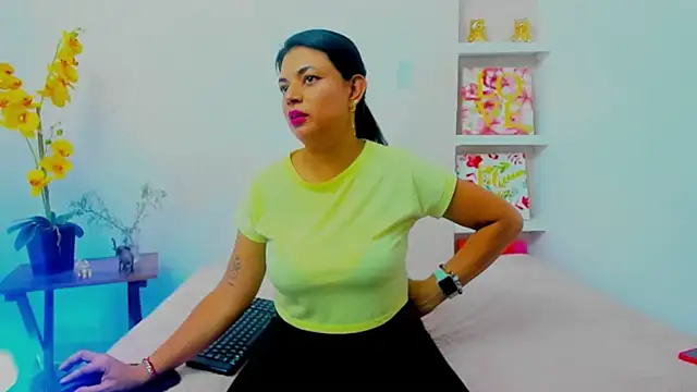Snapshot of ChloeSmith9 chatting on June 9, 2026, 9:59 pm ChloeSmith9 online show from June 9, 2026, 9:59 pm