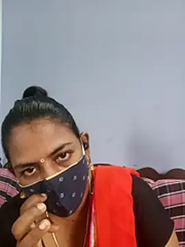cathrine92 online show from May 15, 2026, 11:56 pm