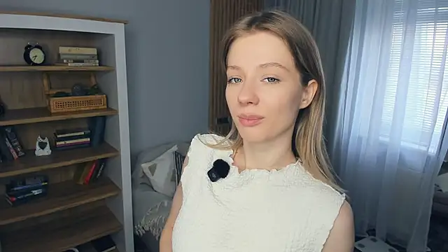 katemossse online show from April 30, 2026, 9:37 am