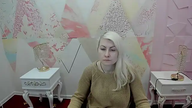 Kellyone11 online show from April 29, 2026, 9:57 am