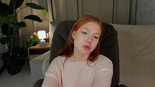 Snapshot of Kessi_fox chatting on May 4, 2026, 7:48 am Kessi fox online show from May 4, 2026, 7:48 am