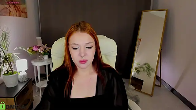 Snapshot of Kessi_fox chatting on May 6, 2026, 5:14 am Kessi fox online show from May 6, 2026, 5:14 am