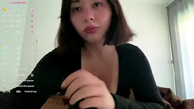 Snapshot of Sonata_Asky chatting on July 24, 2026, 5:16 am Sonata Asky online show from July 24, 2026, 5:16 am