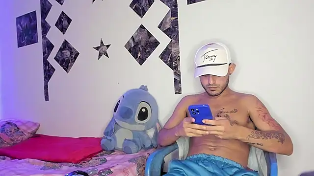 Snapshot of Master_King_Crazzy666 chatting on June 23, 2026, 7:12 pm Master King Crazzy666 online show from June 23, 2026, 7:12 pm