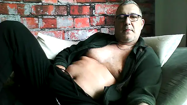 Soloyan online show from December 14, 2025, 9:25 am