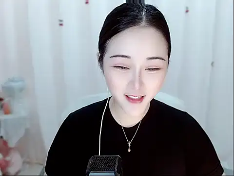 Snapshot of Amy-cnbaby chatting on May 24, 2026, 1:43 am Amy-cnbaby online show from May 24, 2026, 1:43 am