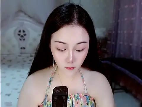 Amy-cnbaby online show from July 5, 2026, 1:45 am