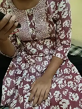 Seema yadav01 online show from June 29, 2026, 5:03 am