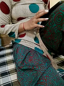 Seema yadav01 online show from July 10, 2026, 5:23 am