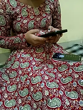Seema yadav01 online show from July 28, 2026, 5:25 am