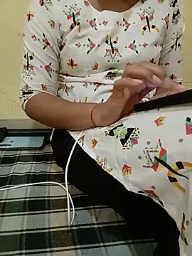 Seema yadav01 online show from July 31, 2026, 5:18 am