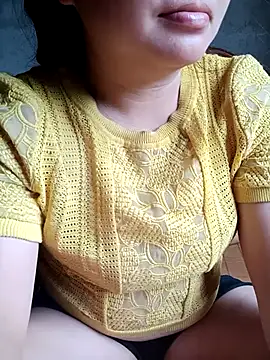 Snapshot of Lily_Henry chatting on June 17, 2026, 5:10 am Lily Henry online show from June 17, 2026, 5:10 am