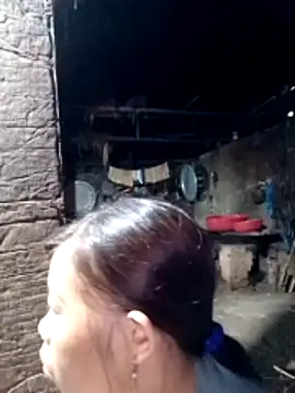 Snapshot of daisyy2 chatting on June 9, 2026, 10:21 pm daisyy2 online show from June 9, 2026, 10:21 pm
