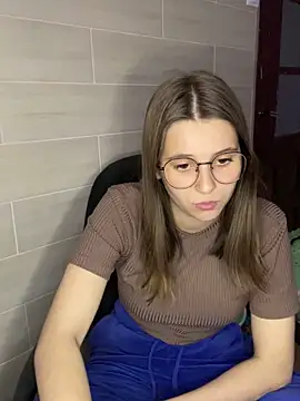 Blossom Emily online show from June 2, 2026, 4:31 pm