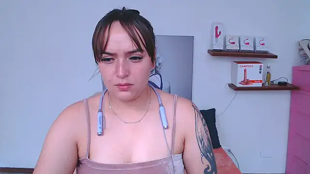 anyela bubble18 online show from July 4, 2026, 8:48 pm