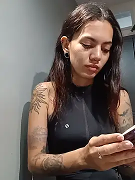 Snapshot of VeroJenkins_ chatting on July 19, 2026, 12:53 pm VeroJenkins online show from July 19, 2026, 12:53 pm