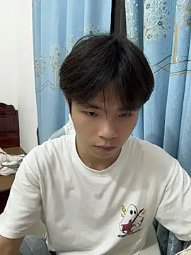 lu111222 online show from July 29, 2026, 9:24 pm