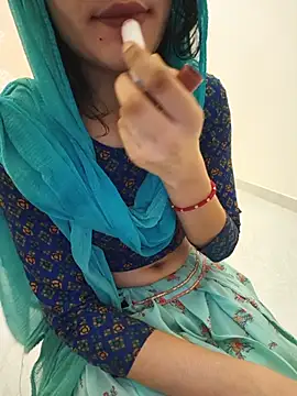 Snapshot of zoya_baby_ chatting on July 28, 2026, 4:50 pm zoya baby online show from July 28, 2026, 4:50 pm