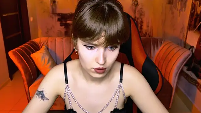 Snapshot of LolaDominara chatting on May 23, 2026, 5:34 am LolaDominara online show from May 23, 2026, 5:34 am