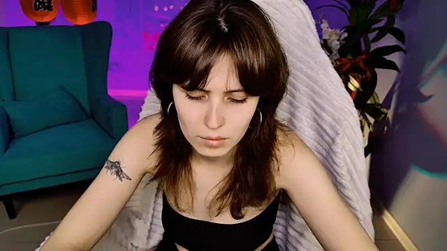 Snapshot of LolaDominara chatting on June 10, 2026, 9:30 am LolaDominara online show from June 10, 2026, 9:30 am