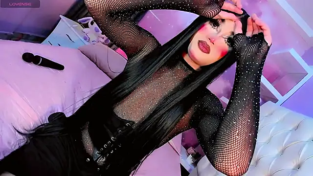 Lexxy Mattell online show from July 25, 2026, 5:27 am