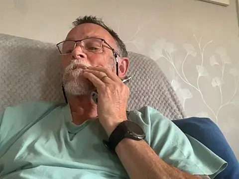 Moonraker64 online show from June 21, 2026, 7:49 pm
