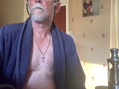 Moonraker64 online show from June 23, 2026, 5:27 am