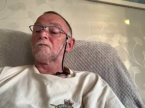 Moonraker64 online show from July 11, 2026, 7:27 pm