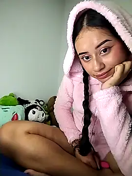 L0lita Emi12 online show from May 11, 2026, 4:07 am