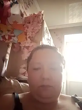 Snapshot of Tina_Mirabella chatting on May 16, 2026, 2:27 pm Tina Mirabella online show from May 16, 2026, 2:27 pm