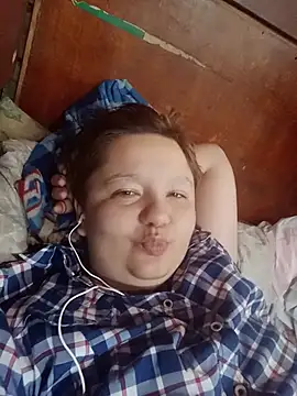 Snapshot of Tina_Mirabella chatting on June 4, 2026, 7:58 am Tina Mirabella online show from June 4, 2026, 7:58 am