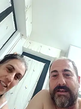 Papisxx online show from May 3, 2026, 11:11 pm