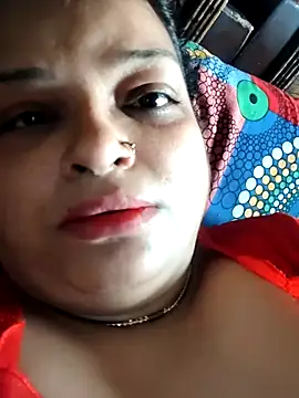 SexxyModel85 online show from June 30, 2026, 6:14 am