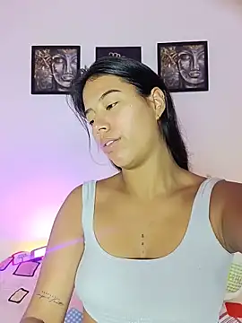 Snapshot of Raven_stonee01 chatting on June 10, 2026, 9:57 pm Raven stonee01 online show from June 10, 2026, 9:57 pm