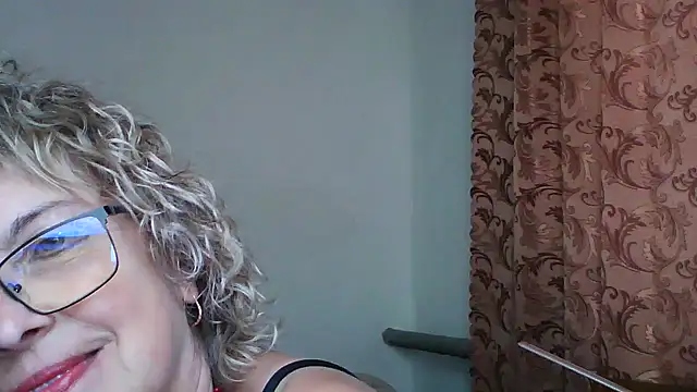 Snapshot of ElizabethGorden chatting on June 19, 2026, 1:59 pm ElizabethGorden online show from June 19, 2026, 1:59 pm