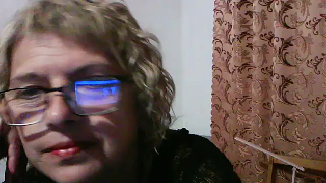 Snapshot of ElizabethGorden chatting on June 21, 2026, 7:05 pm ElizabethGorden online show from June 21, 2026, 7:05 pm