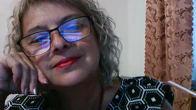 Snapshot of ElizabethGorden chatting on July 5, 2026, 5:31 pm ElizabethGorden online show from July 5, 2026, 5:31 pm