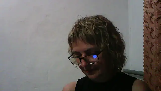 Snapshot of ElizabethGorden chatting on July 12, 2026, 6:32 pm ElizabethGorden online show from July 12, 2026, 6:32 pm
