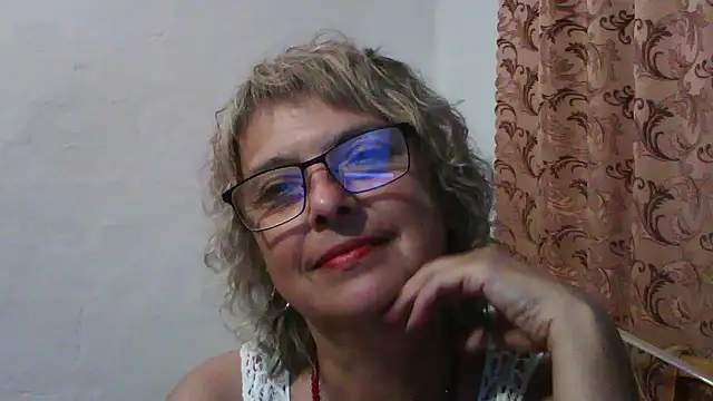 Snapshot of ElizabethGorden chatting on July 14, 2026, 5:29 pm ElizabethGorden online show from July 14, 2026, 5:29 pm