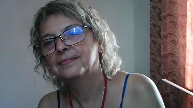 Snapshot of ElizabethGorden chatting on July 19, 2026, 6:50 am ElizabethGorden online show from July 19, 2026, 6:50 am