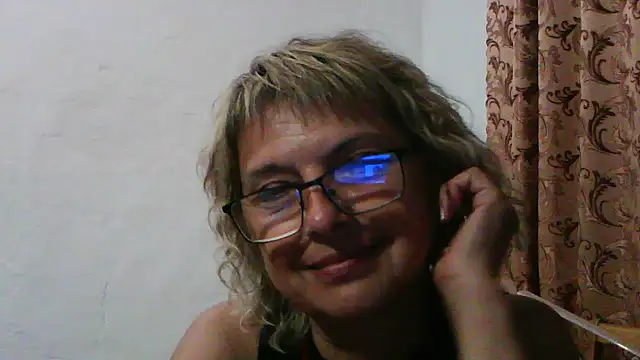 Snapshot of ElizabethGorden chatting on July 19, 2026, 7:17 pm ElizabethGorden online show from July 19, 2026, 7:17 pm